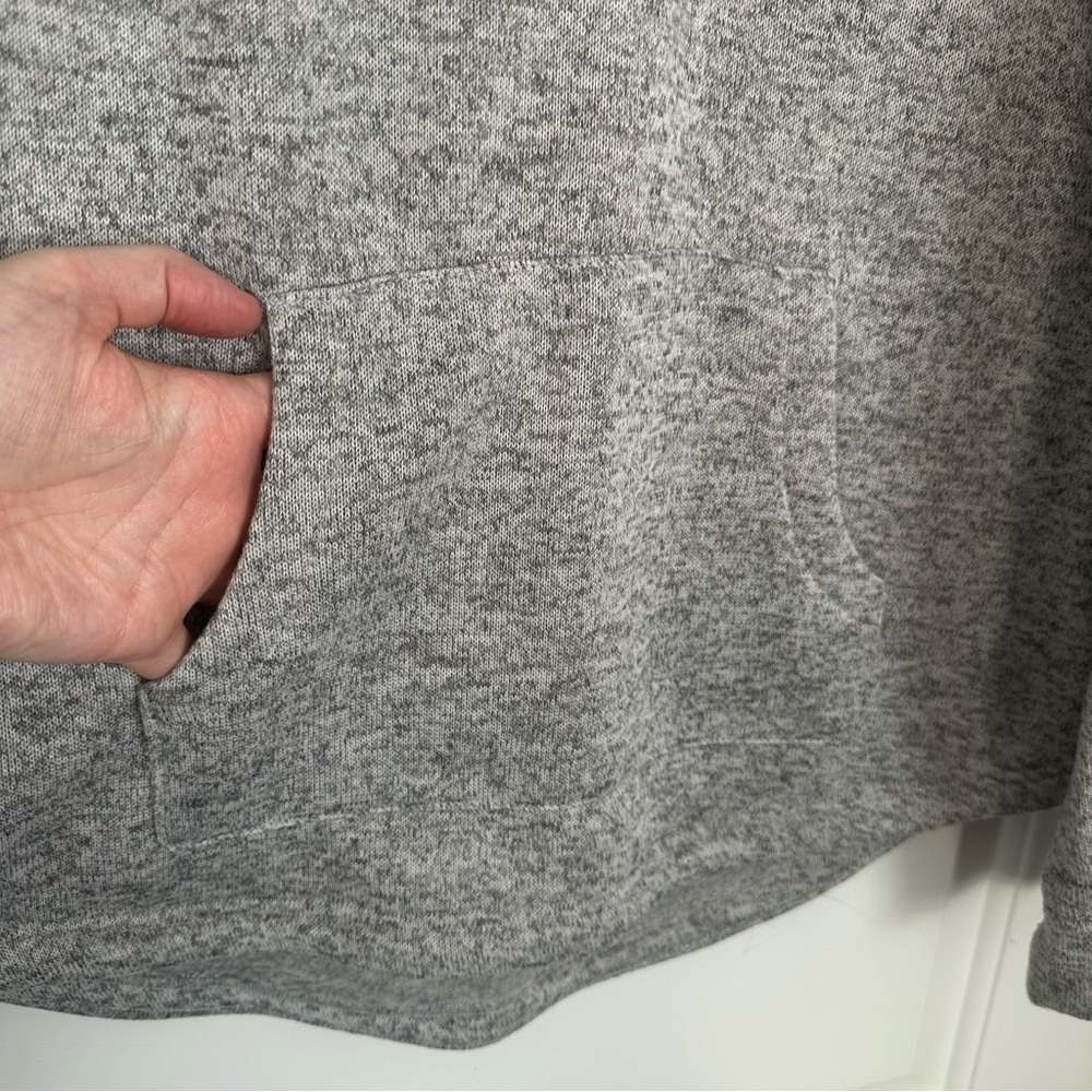 Vineyard Vines Woman’s Heathered Gray Zip-Up Sweater Pullover - Picture 5 of 7